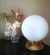 Do It Yourself - Lampe à poser Globe Opale et Socle en laiton